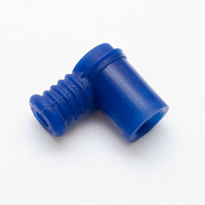 DZE silikonová fajfka na zapalovací svíčku krátká, voděodolná, úhel 90 stupňů, (světle modrá) Levný