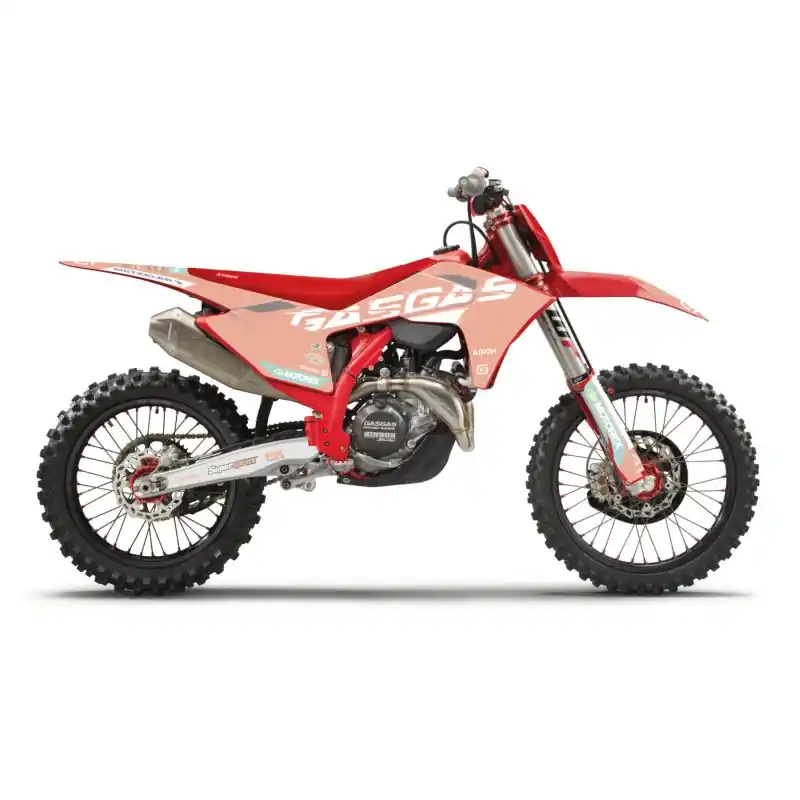 BLACKBIRD potah sedla GAS GAS MC 24-25; EC 24-25 (MC/EC ALL modelS 24-25) REPLICA TEAM GAS GAS FACTORY 23 Ruční Výroba