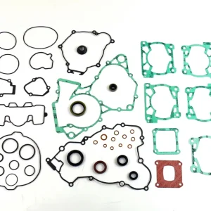 ATHENA kompletní sada těsnění včetně těsnění motoru KTM SX 125 16-22, SX 150 16-22, EXC 150 20-23, HUSQVARNA TC 125 16-22, TE 150 16-23, GAS GAS MC 125 21-23 Limitovaná Edice