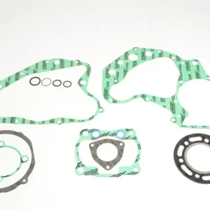 ATHENA kompletní sada těsnění SUZUKI RM 125 82-83 Nová Kolekce